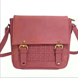 👜 Fun Square Buckle Crossbody